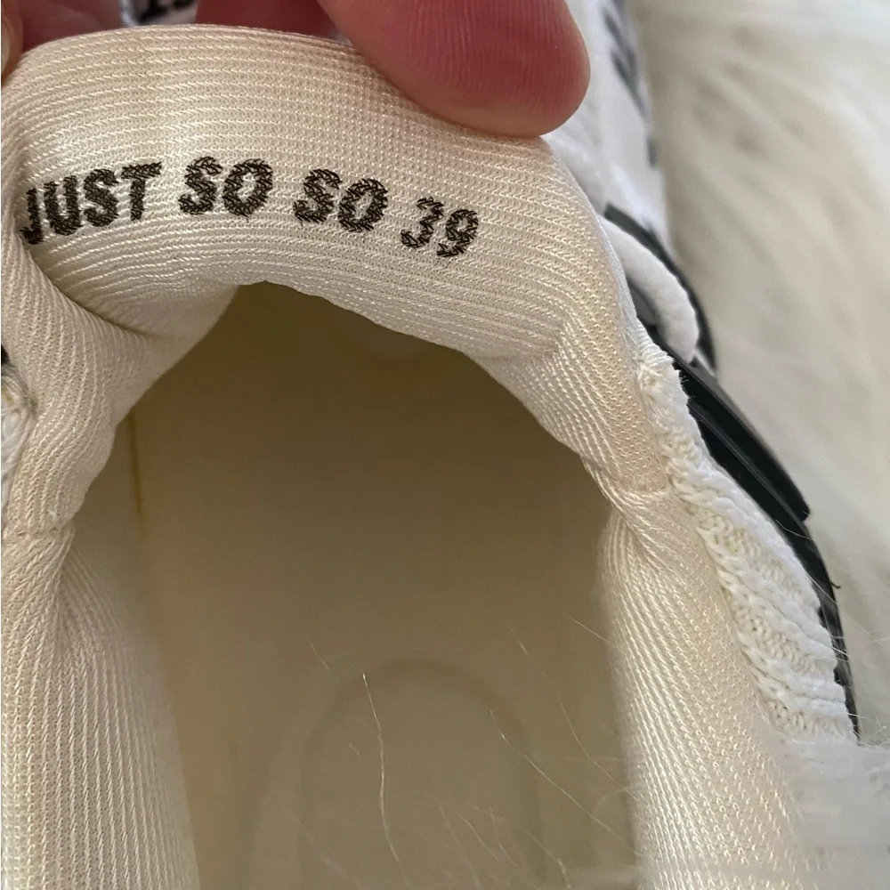 Just So So Sneakers - Picture 6 of 9